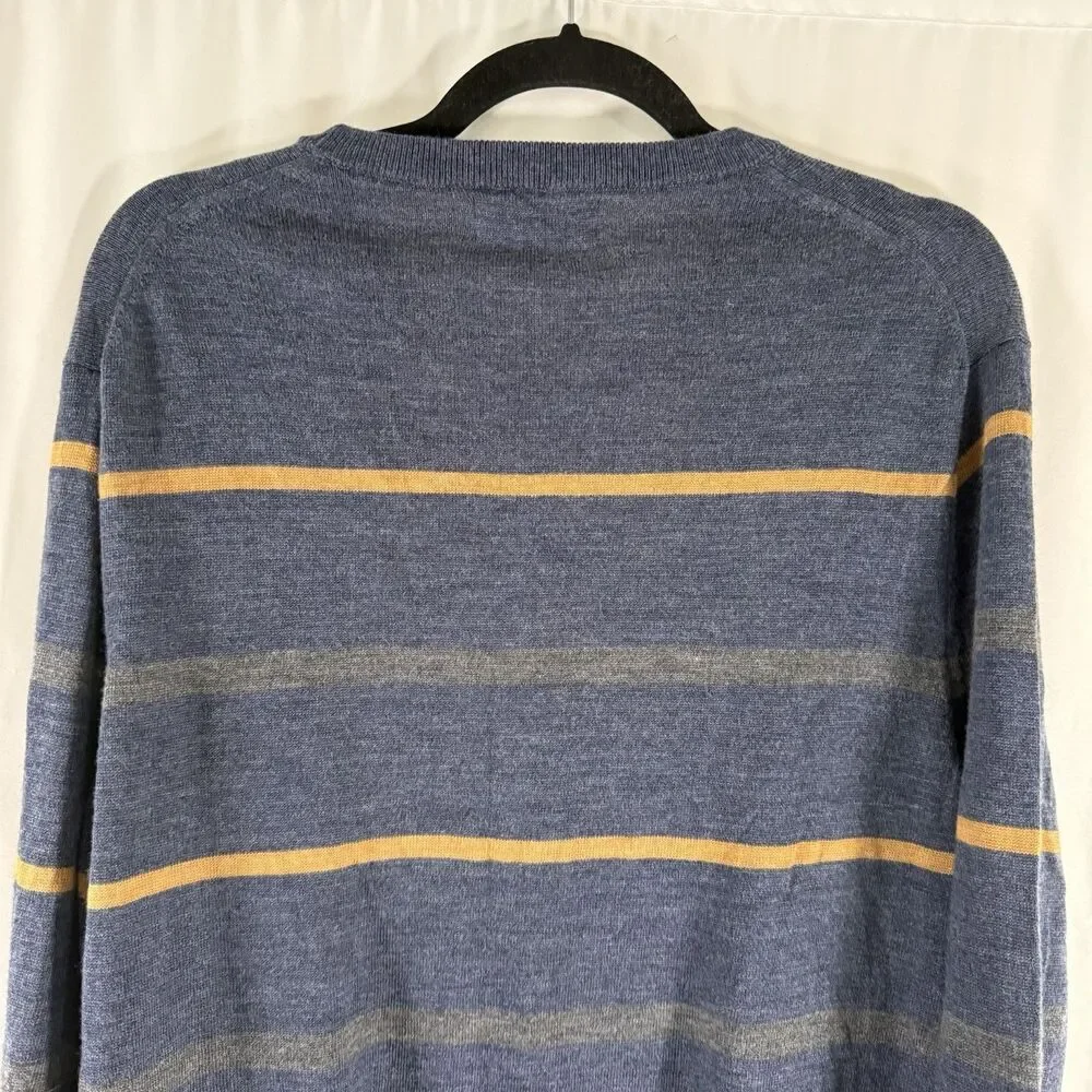 Banana Republic 100% Merino Wool Sweater Men's Large Blue Striped Knit Long Slv